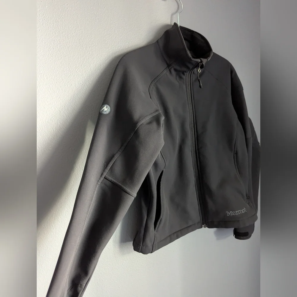 Marmot black jacket size small Motorola theme sleeve 17x31 x22